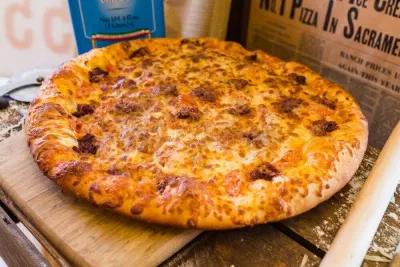 Buffalo Pizza photo
