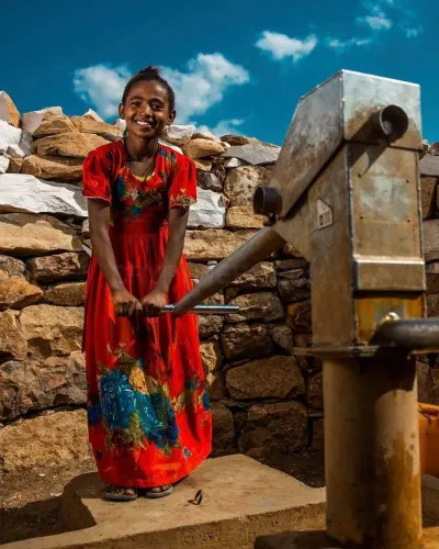 charity: water photo