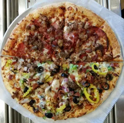 Dodges Pizza Clarksville photo