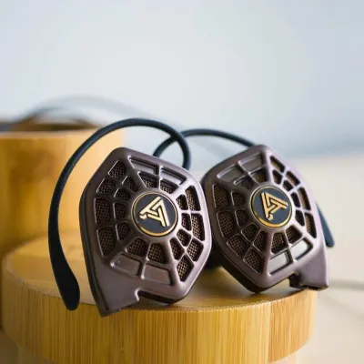 Headphones photo