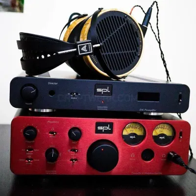 Headphones photo