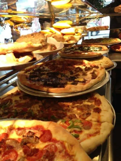 Helens Pizza photo