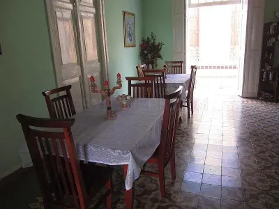 HolaCuba photo