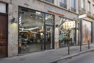 Industrie Barbershop photo