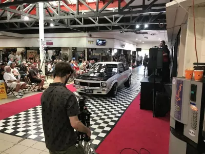 Lloyds Auctions photo
