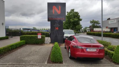 Nikola Brussels photo