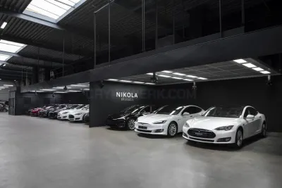 Nikola Brussels photo