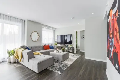 Skyblu Condos Cité Mirabel photo