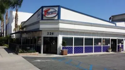T Burgers photo