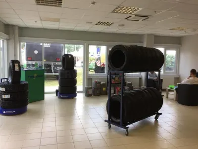 TYREPLUS photo