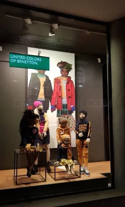 United Colors of Benetton photo