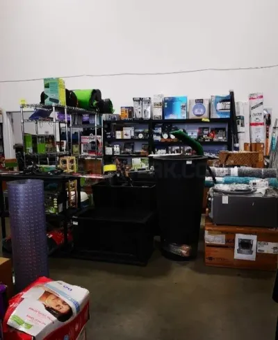 Wholesale Warehouse photo