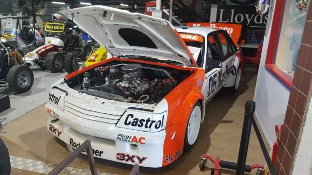 Lloyds Auctions website