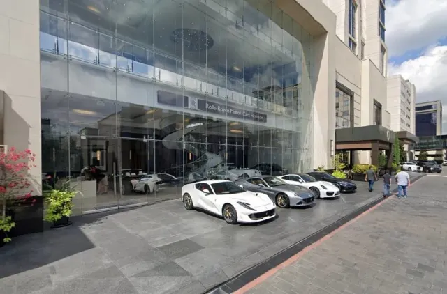 Post Oak Motor Cars website