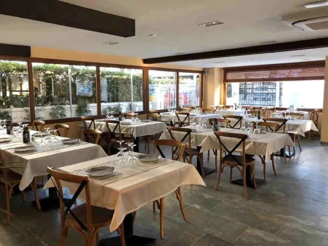 Restaurant El Avion website