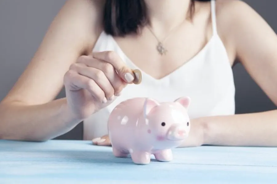 Investing in Yourself: Strategies for Students to Grow Financially and Personally