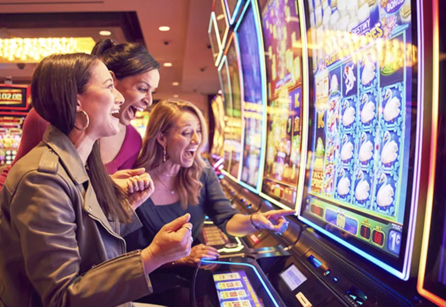 Crypto vs. Conventional: Deciphering the Diverse World of Gambling
