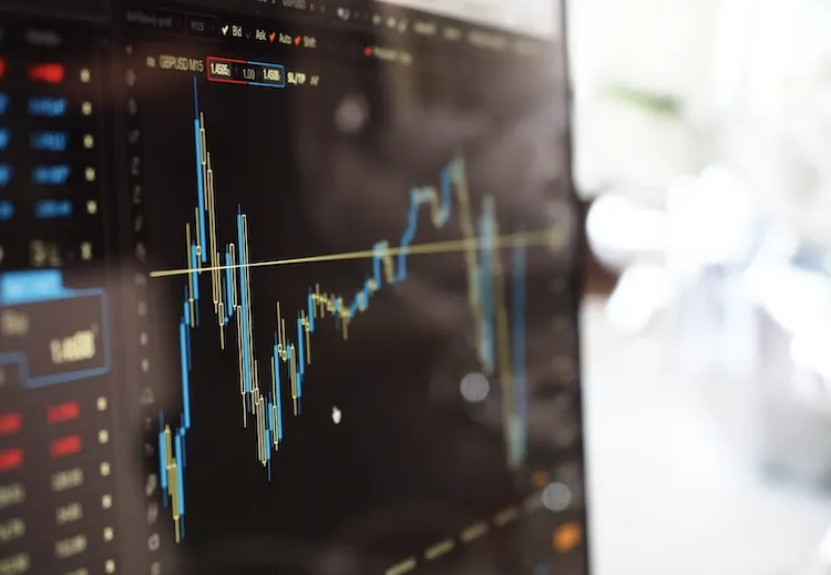 Can Stock Market Strategies Work for Crypto Investing?