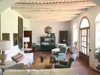 Pay in crypto for a perfect holiday in Spain!